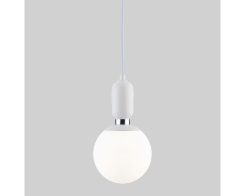 Подвесной светильник со стеклянным плафоном 50158/1 белый